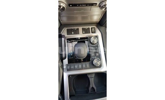 Acheter Import Voiture Toyota Land Cruiser Noir à Import - Dubai, Conakry Acheter Import Voiture Toyota Land Cruiser Noir à Import - Dubai, Conakry