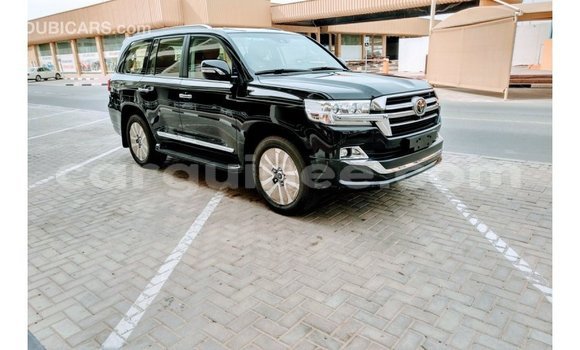 Acheter Import Voiture Toyota Land Cruiser Noir à Import - Dubai, Conakry Acheter Import Voiture Toyota Land Cruiser Noir à Import - Dubai, Conakry
