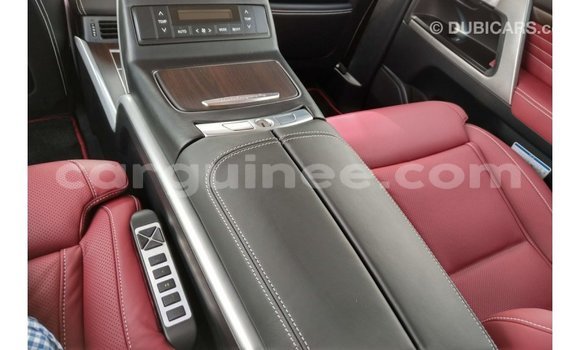 Acheter Import Voiture Toyota Land Cruiser Noir à Import - Dubai, Conakry Acheter Import Voiture Toyota Land Cruiser Noir à Import - Dubai, Conakry