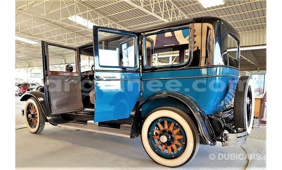 Buy Import Buick Electra Blue Car in Import - Dubai in Conakry Buy Import Buick Electra Blue Car in Import - Dubai in Conakry