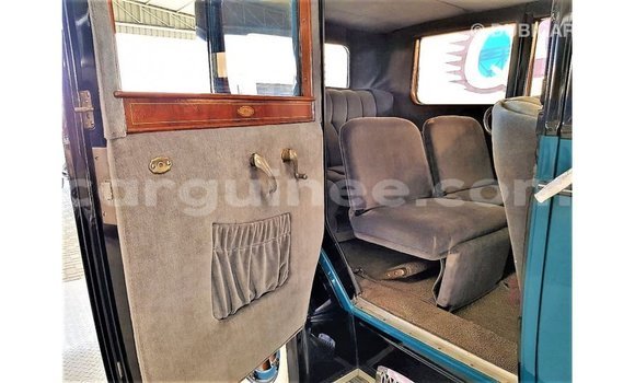 Buy Import Buick Electra Blue Car in Import - Dubai in Conakry Buy Import Buick Electra Blue Car in Import - Dubai in Conakry