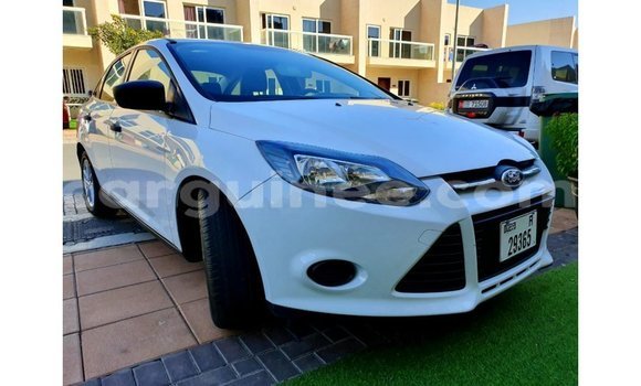 Acheter Import Voiture Ford Focus Blanc à Import - Dubai, Conakry Acheter Import Voiture Ford Focus Blanc à Import - Dubai, Conakry
