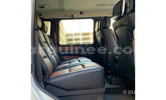 Acheter Import Voiture Mercedes-Benz 190 Blanc à Import - Dubai, Conakry Acheter Import Voiture Mercedes-Benz 190 Blanc à Import - Dubai, Conakry