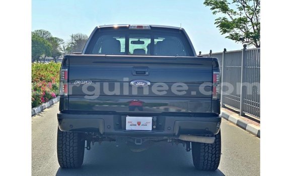 Acheter Import Voiture Ford Club Wagon Noir à Import - Dubai, Conakry Acheter Import Voiture Ford Club Wagon Noir à Import - Dubai, Conakry