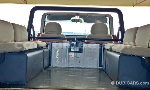 Acheter Import Voiture Nissan Patrol Blanc à Import - Dubai, Conakry Acheter Import Voiture Nissan Patrol Blanc à Import - Dubai, Conakry