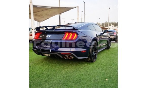 Acheter Import Voiture Ford Mustang Bleu à Import - Dubai, Conakry Acheter Import Voiture Ford Mustang Bleu à Import - Dubai, Conakry