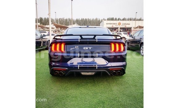 Acheter Import Voiture Ford Mustang Bleu à Import - Dubai, Conakry Acheter Import Voiture Ford Mustang Bleu à Import - Dubai, Conakry