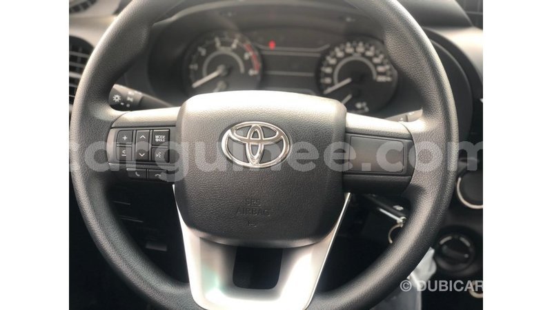 Big with watermark toyota hilux conakry import dubai 6272
