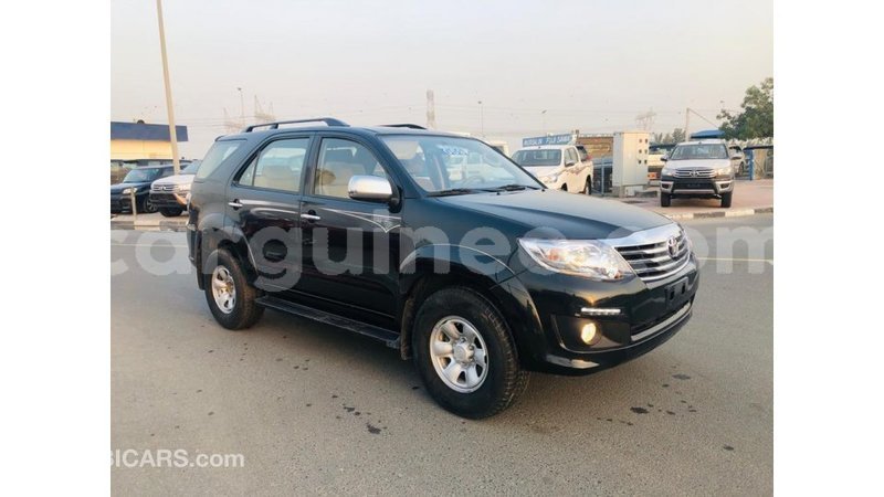 Big with watermark toyota fortuner conakry import dubai 6280
