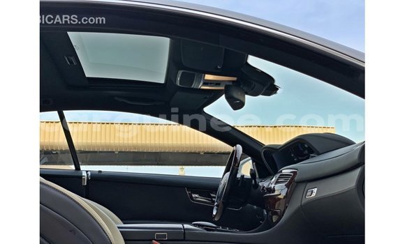 Acheter Import Voiture Mercedes-Benz 190 Blanc à Import - Dubai, Conakry Acheter Import Voiture Mercedes-Benz 190 Blanc à Import - Dubai, Conakry