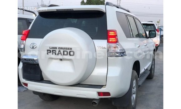 Acheter Import Voiture Toyota Prado Blanc à Import - Dubai, Conakry Acheter Import Voiture Toyota Prado Blanc à Import - Dubai, Conakry