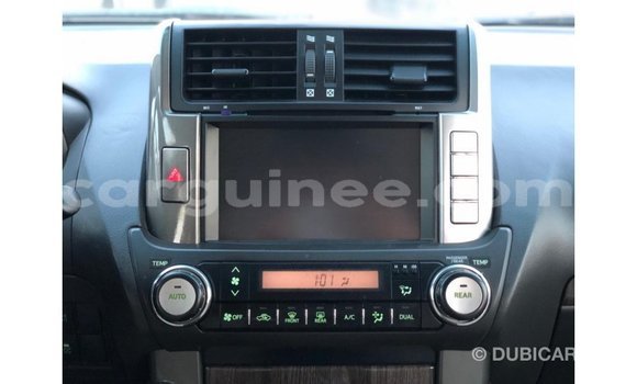 Acheter Import Voiture Toyota Prado Blanc à Import - Dubai, Conakry Acheter Import Voiture Toyota Prado Blanc à Import - Dubai, Conakry