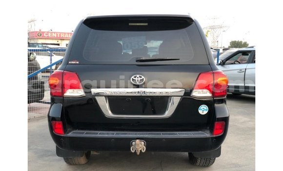 Acheter Import Voiture Toyota Land Cruiser Noir à Import - Dubai, Conakry Acheter Import Voiture Toyota Land Cruiser Noir à Import - Dubai, Conakry