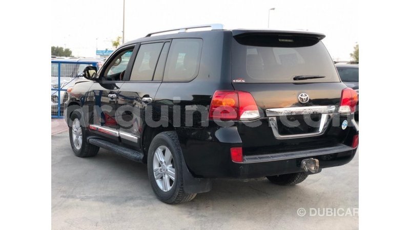 Big with watermark toyota land cruiser conakry import dubai 6290