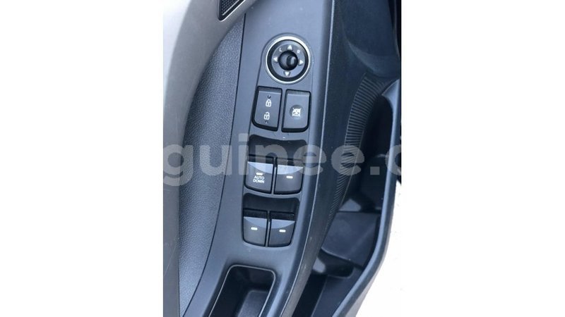 Big with watermark hyundai elantra conakry import dubai 6291