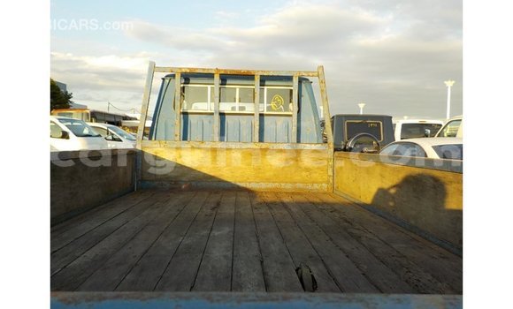 Acheter Import Voiture Toyota Dyna Bleu à Import - Dubai, Conakry Acheter Import Voiture Toyota Dyna Bleu à Import - Dubai, Conakry