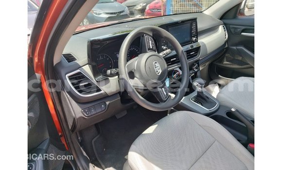 Buy Import Kia Carens Other Car in Import - Dubai in Conakry Buy Import Kia Carens Other Car in Import - Dubai in Conakry