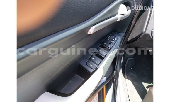 Buy Import Kia Carens Other Car in Import - Dubai in Conakry Buy Import Kia Carens Other Car in Import - Dubai in Conakry