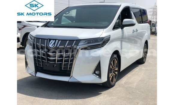 Buy Import Toyota Alphard White Car in Import - Dubai in Conakry Buy Import Toyota Alphard White Car in Import - Dubai in Conakry