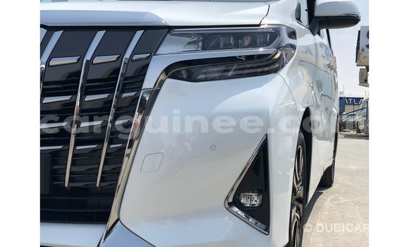 Acheter Import Voiture Toyota Alphard Blanc à Import - Dubai, Conakry Acheter Import Voiture Toyota Alphard Blanc à Import - Dubai, Conakry