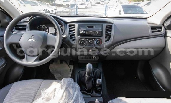 Buy Import Mitsubishi L200 White Car in Import - Dubai in Conakry Buy Import Mitsubishi L200 White Car in Import - Dubai in Conakry