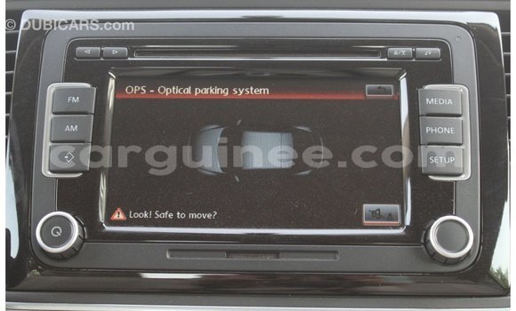 Acheter Import Voiture Volkswagen Beetle Bleu à Import - Dubai, Conakry Acheter Import Voiture Volkswagen Beetle Bleu à Import - Dubai, Conakry