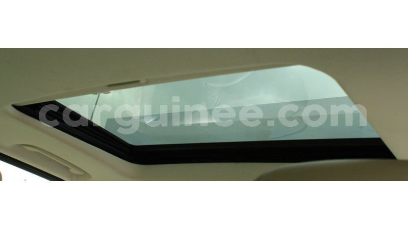 Big with watermark land rover range rover conakry import dubai 6339