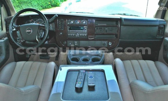 Acheter Import Voiture GMC Acadia Autre à Import - Dubai, Conakry Acheter Import Voiture GMC Acadia Autre à Import - Dubai, Conakry