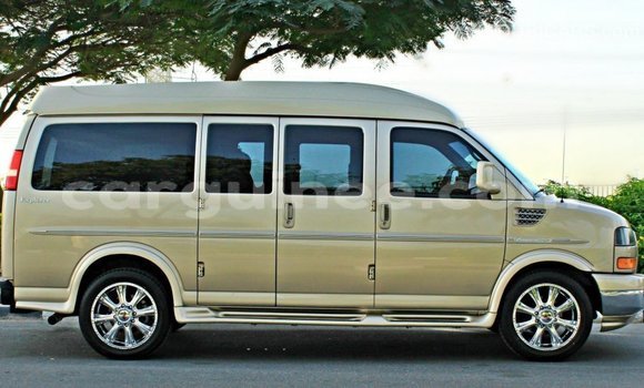 Acheter Import Voiture GMC Acadia Autre à Import - Dubai, Conakry Acheter Import Voiture GMC Acadia Autre à Import - Dubai, Conakry