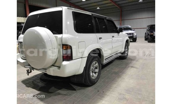 Acheter Import Voiture Nissan Patrol Blanc à Import - Dubai, Conakry Acheter Import Voiture Nissan Patrol Blanc à Import - Dubai, Conakry