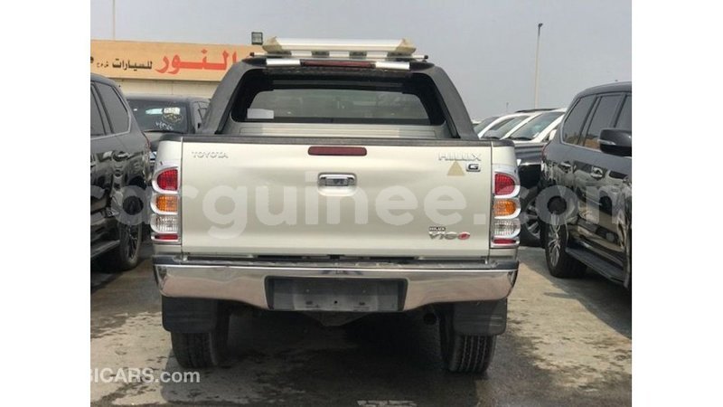 Big with watermark toyota hilux conakry import dubai 6357