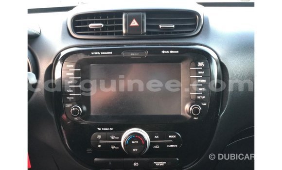 Acheter Import Voiture Kia Soul Rouge à Import - Dubai, Conakry Acheter Import Voiture Kia Soul Rouge à Import - Dubai, Conakry