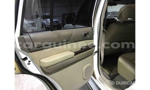 Acheter Import Voiture Nissan Patrol Blanc à Import - Dubai, Conakry Acheter Import Voiture Nissan Patrol Blanc à Import - Dubai, Conakry