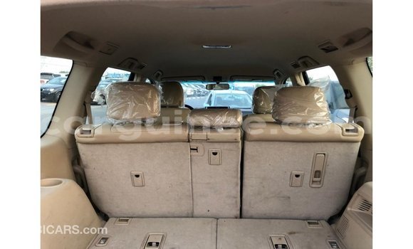 Acheter Import Voiture Toyota Prado Blanc à Import - Dubai, Conakry Acheter Import Voiture Toyota Prado Blanc à Import - Dubai, Conakry