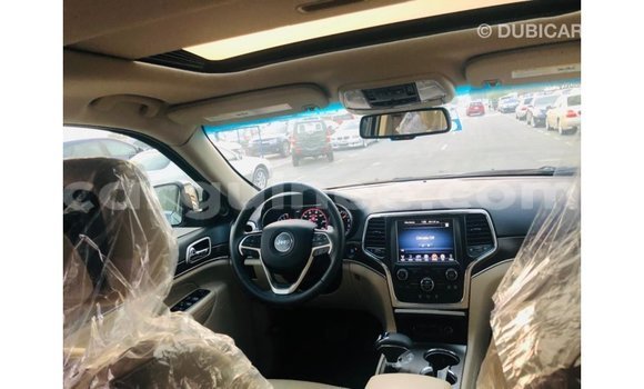 Acheter Import Voiture Jeep Grand Cherokee Noir à Import - Dubai, Conakry Acheter Import Voiture Jeep Grand Cherokee Noir à Import - Dubai, Conakry