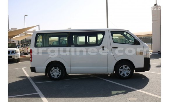 Medium with watermark 09392dfc 7575 423d 9479 c423975269cb