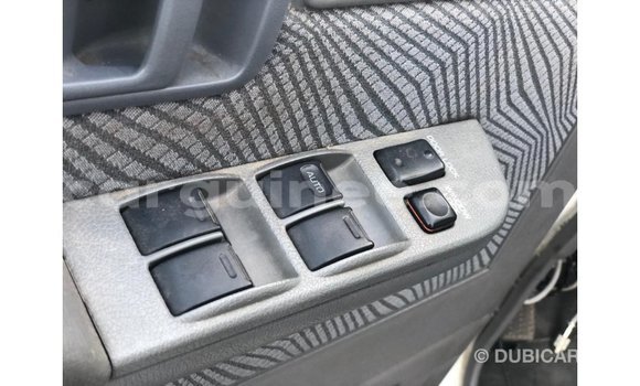 Acheter Import Voiture Toyota Land Cruiser Blanc à Import - Dubai, Conakry Acheter Import Voiture Toyota Land Cruiser Blanc à Import - Dubai, Conakry