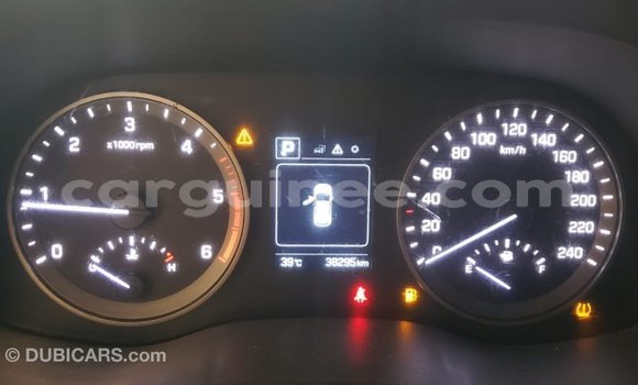 Acheter Import Voiture Hyundai Tucson Blanc à Import - Dubai, Conakry Acheter Import Voiture Hyundai Tucson Blanc à Import - Dubai, Conakry