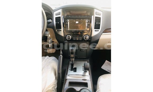Buy Import Mitsubishi Pajero Black Car in Import - Dubai in Conakry Buy Import Mitsubishi Pajero Black Car in Import - Dubai in Conakry