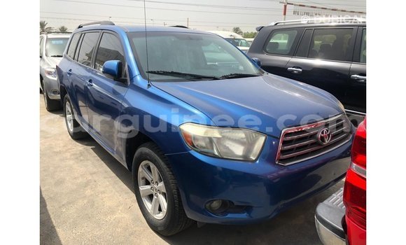 Acheter Import Voiture Toyota Highlander Bleu à Import - Dubai, Conakry Acheter Import Voiture Toyota Highlander Bleu à Import - Dubai, Conakry