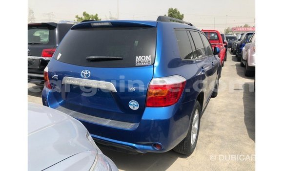 Acheter Import Voiture Toyota Highlander Bleu à Import - Dubai, Conakry Acheter Import Voiture Toyota Highlander Bleu à Import - Dubai, Conakry