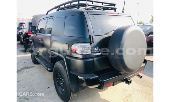 Acheter Import Voiture Toyota FJ Cruiser Noir à Import - Dubai, Conakry Acheter Import Voiture Toyota FJ Cruiser Noir à Import - Dubai, Conakry