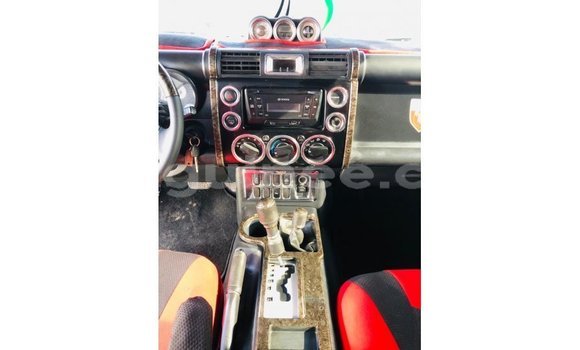 Acheter Import Voiture Toyota FJ Cruiser Noir à Import - Dubai, Conakry Acheter Import Voiture Toyota FJ Cruiser Noir à Import - Dubai, Conakry