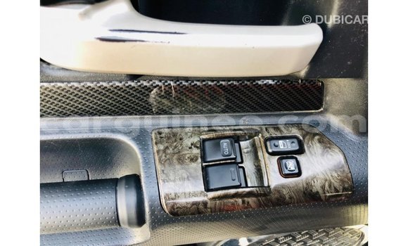 Acheter Import Voiture Toyota FJ Cruiser Noir à Import - Dubai, Conakry Acheter Import Voiture Toyota FJ Cruiser Noir à Import - Dubai, Conakry