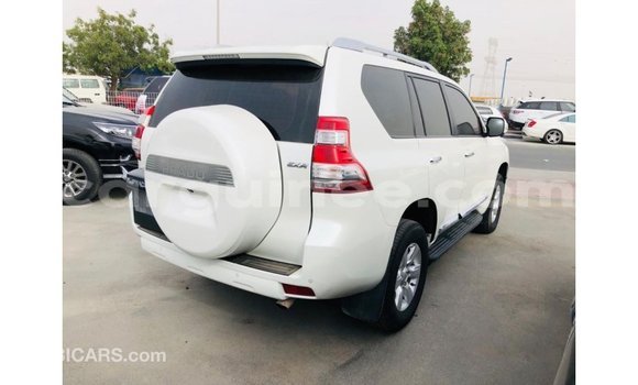 Acheter Import Voiture Toyota Prado Blanc à Import - Dubai, Conakry Acheter Import Voiture Toyota Prado Blanc à Import - Dubai, Conakry