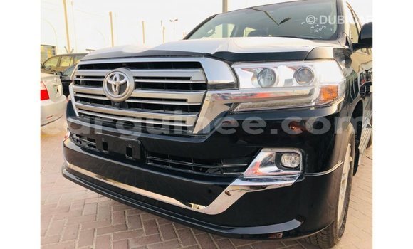 Acheter Import Voiture Toyota Land Cruiser Noir à Import - Dubai, Conakry Acheter Import Voiture Toyota Land Cruiser Noir à Import - Dubai, Conakry