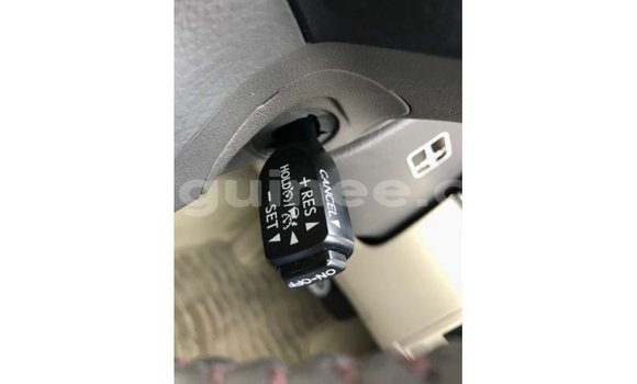 Acheter Import Voiture Toyota Land Cruiser Rouge à Import - Dubai, Conakry Acheter Import Voiture Toyota Land Cruiser Rouge à Import - Dubai, Conakry