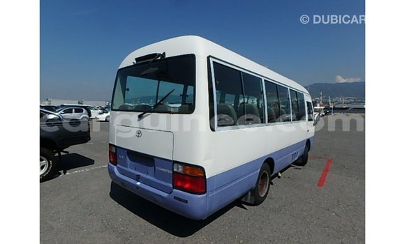 Acheter Import Voiture Toyota Coaster Blanc à Import - Dubai, Conakry Acheter Import Voiture Toyota Coaster Blanc à Import - Dubai, Conakry