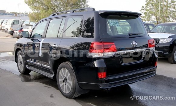 Buy Import Toyota Land Cruiser Black Car in Import - Dubai in Conakry Buy Import Toyota Land Cruiser Black Car in Import - Dubai in Conakry