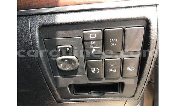 Acheter Import Voiture Toyota Land Cruiser Autre à Import - Dubai, Conakry Acheter Import Voiture Toyota Land Cruiser Autre à Import - Dubai, Conakry